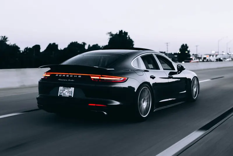 Automotive, Hero film